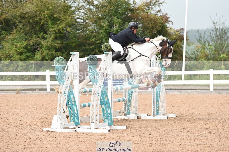 230902A-112712-00594 - Cls 8 1.05m Amateur Quali