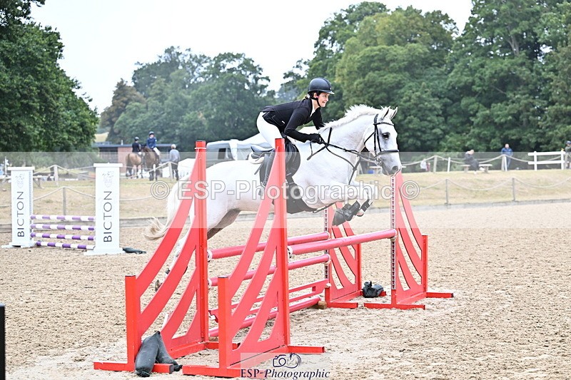 250830A-125515-06111 - Cls 22 95cm Amateur Quali