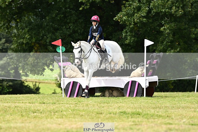 240825X-114635-32113 - 70cm XC 11.00 to 12.00