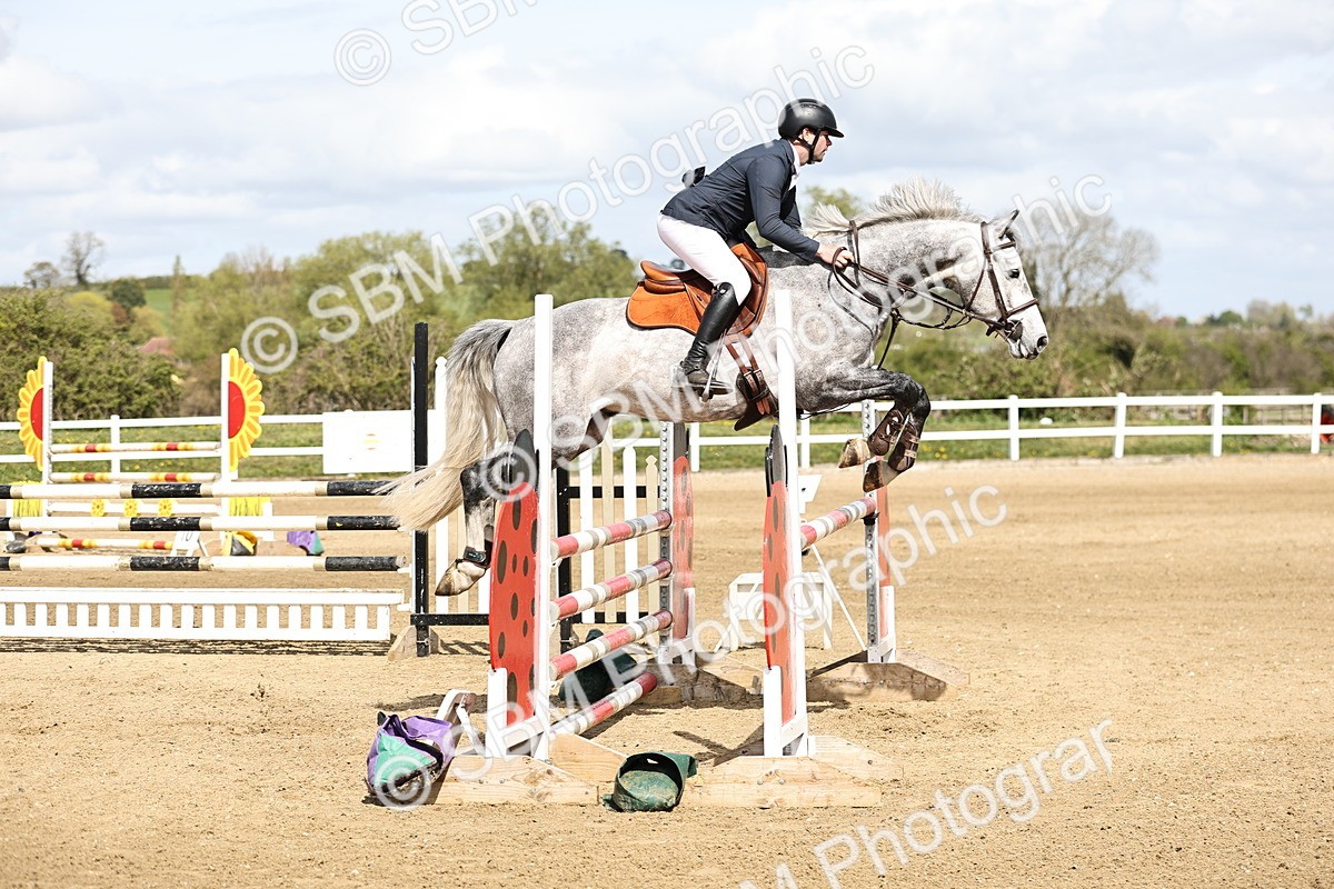 SBM_001075 - Class 4 - Senior Newcomers - 1.10m