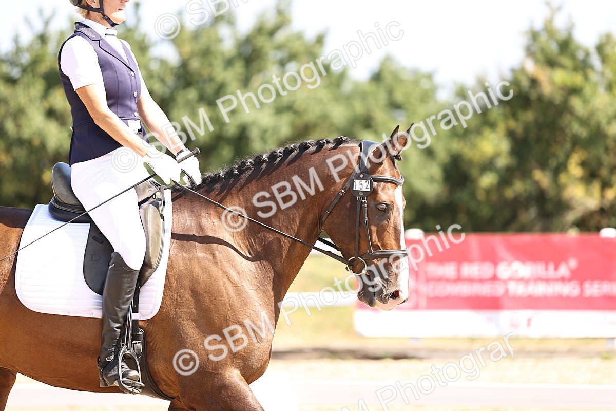SBM_009368 - Novice 5 - 9.50-10.53