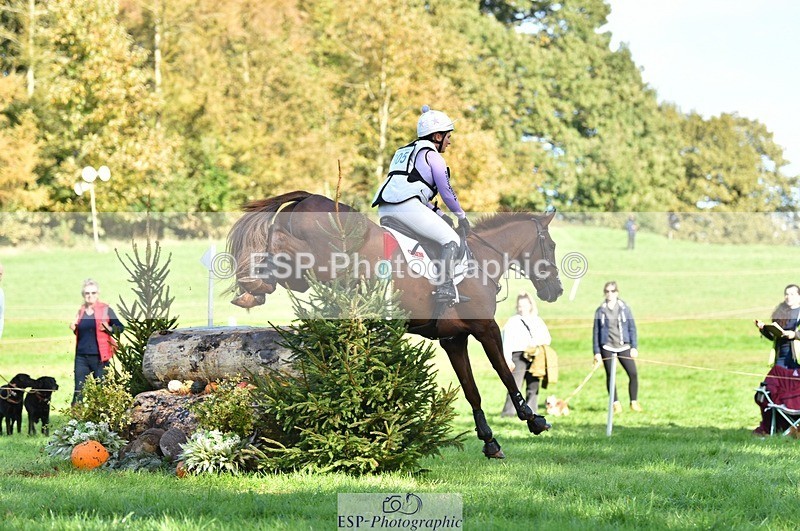 231022-144032-29255 - 305-CHILLI.KNIGHT-Gemma.Stevens-XC