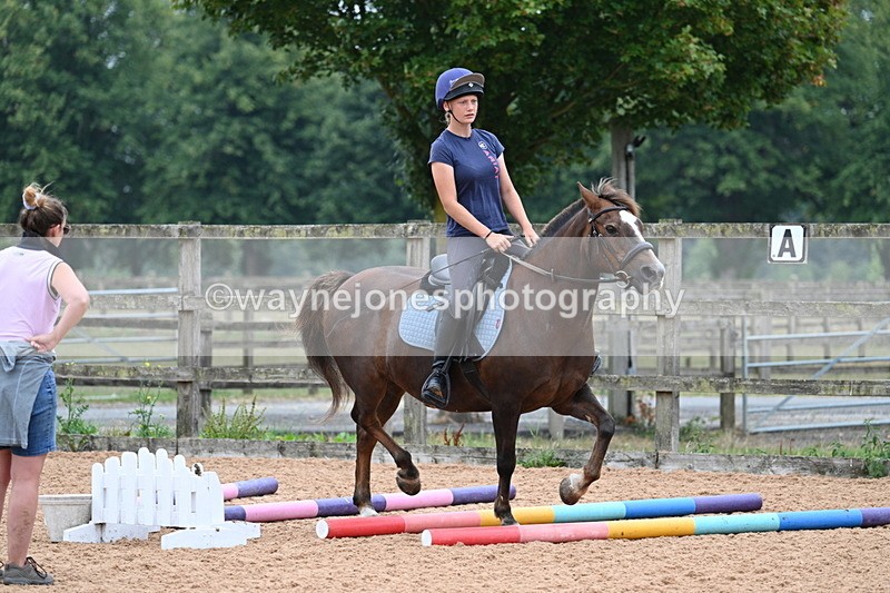 WJ7_7653 - Poles 10:00am