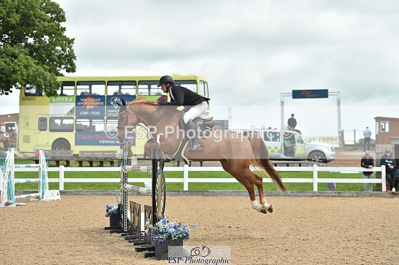 230723A-133618-12095 - Cls 24, 1 Star Gold 1.30m