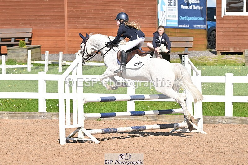 240504A-161020-02734 - Cls 22 & 23 Stepping Stones 128cm & 138cm & Under11's