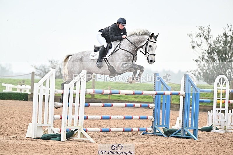 250122-142102-00616 - Cls 6 Foxhunter and 1.20m