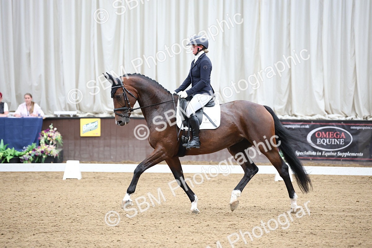 SBM_003996 - Class 8 - Advanced Medium 6 Silver