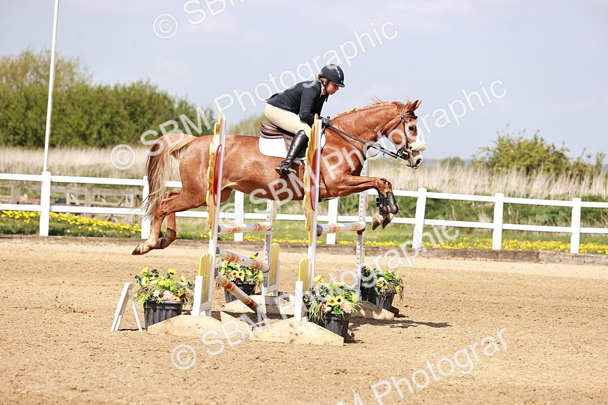  - Class 23 - Senior 1.05m