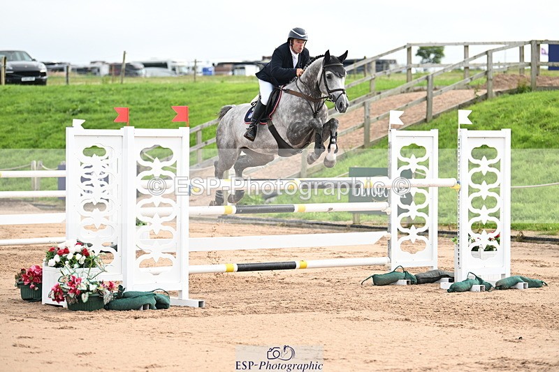 240721A-085249-16695 - Cls 20, 1 Star Gold Tour 1.35m