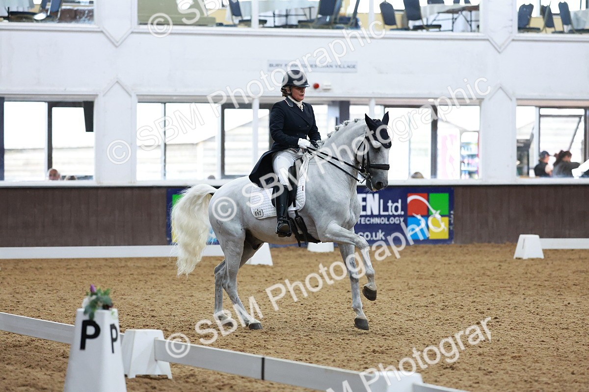 SBM_021588 - Class 14 - FEI Grand Prix - 18.52-19.37