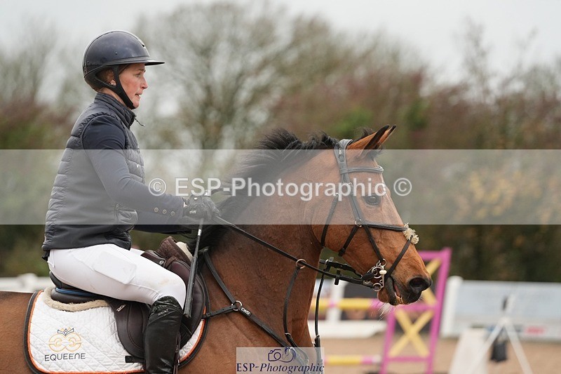 251109-113015-03567 - Cls 20 Newcomers and 1.10m Open