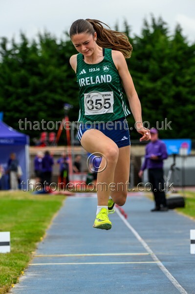 Sen25SAT-923578 - Field Female Set Two