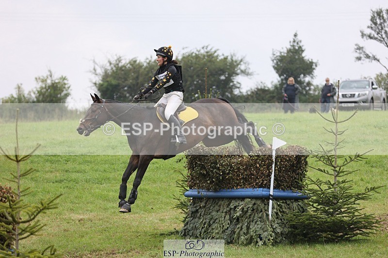 240901A-132317-09084 - 323-Bethany.Hull-CARRICK.DIAMOND.OLIVER