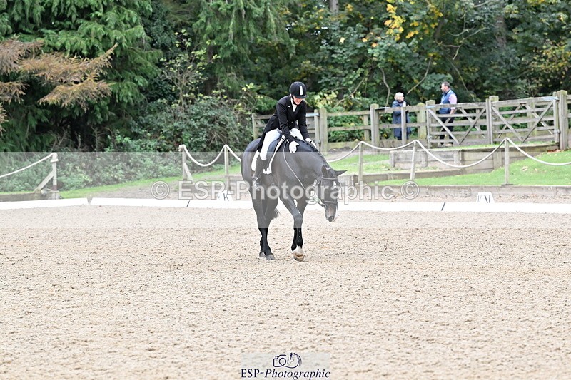 251022A-152233-00528 - B-111-Polly.Walker