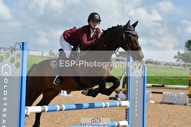 230902A-140400-01588 - Cls 3B Pony Medium 90cm