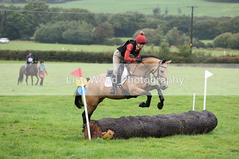 1X9A1718 - Class 2: 70cm: Log