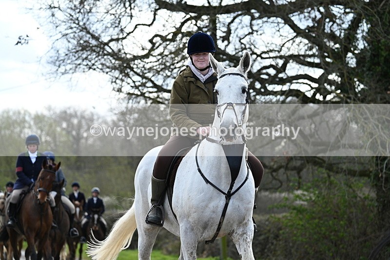 WJ7_9819 - Walk Home