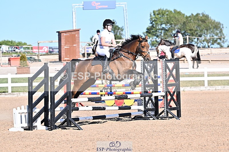 250708A-174650-00345 - 80cm Classes