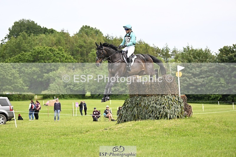 240525-153318-16805 - 237-UNDERDOG_Z-Izzy_Taylor