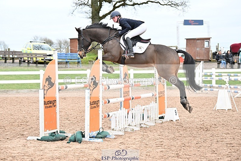 250112-133049-01489 - Cls 20 Newcomers and 1.10m Open