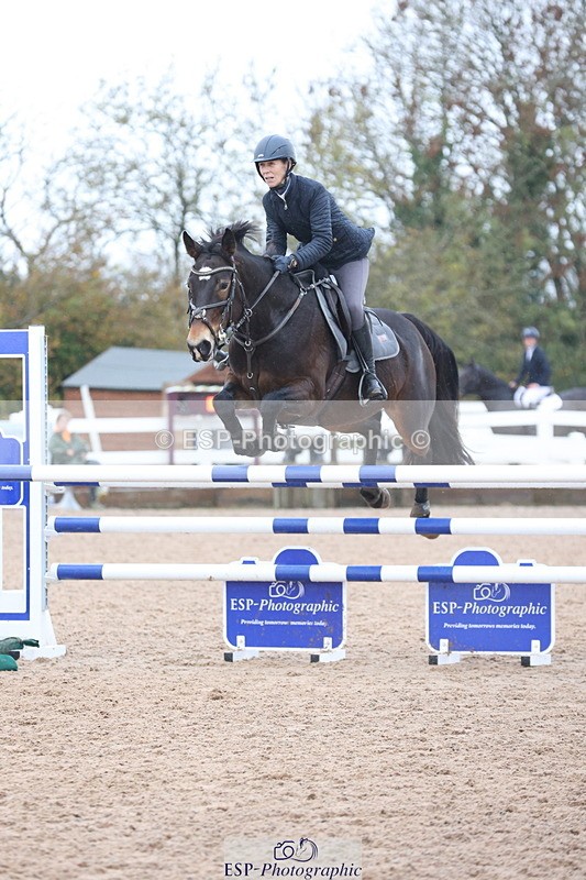 231112A-125143-04228 - Cls 19 Snr 1.05m Open