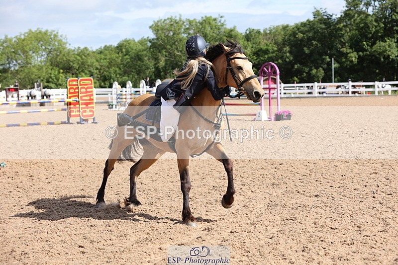 240629A-094052-03784 - Cls 17 Discovery and 90cm Open