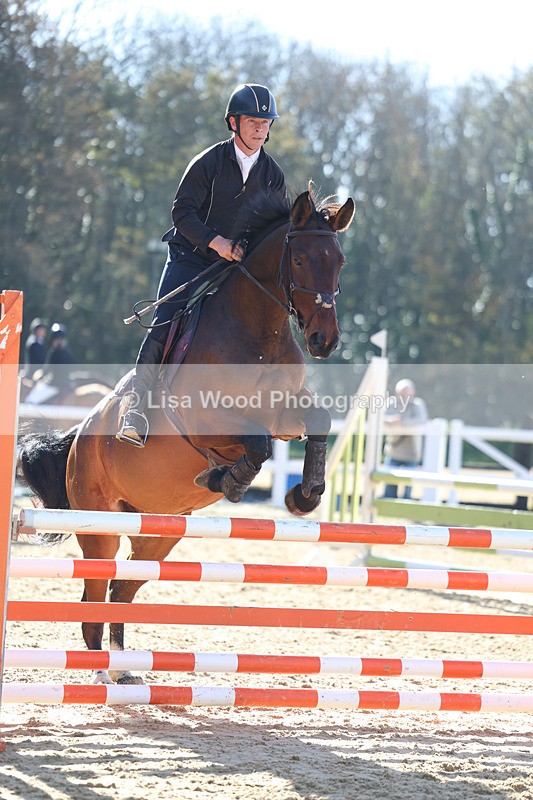 3E7A5279 - Class 4: Senior British Novice/90cm open