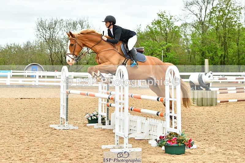 230507A-134814-08218 - Cls 43 1.05m Amateur Quali