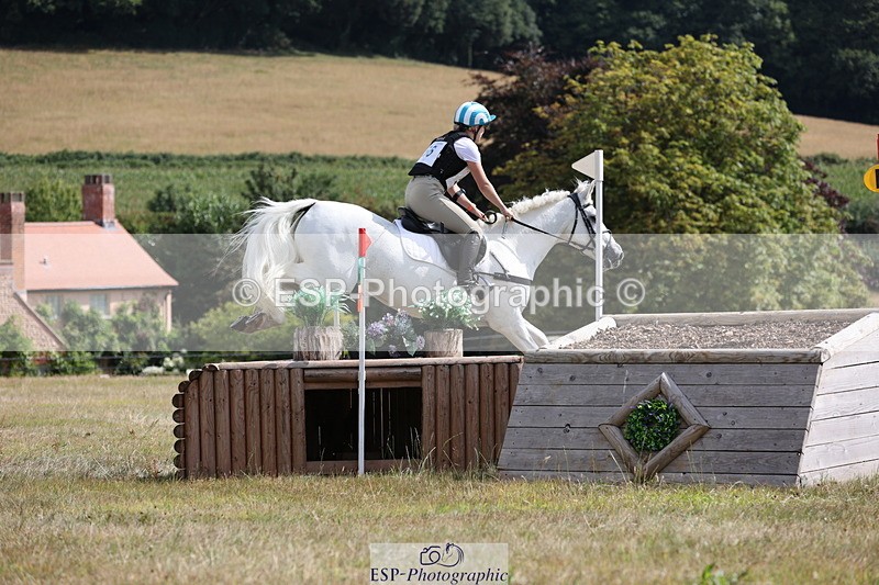 250802A-104342-00969 - B-056-Cecilia.Behagg-JOHNJOE