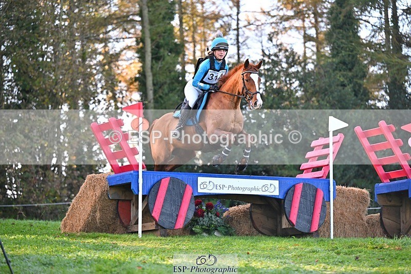 241026-100234-11094 - 314-Beth.Jones-FANTASY.CHILLI.(GB)