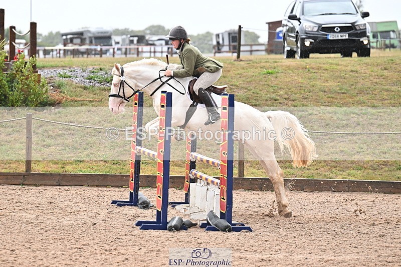 250827B-105428-00188 - Clear Round & Cls 1 Brit Nov 90cm