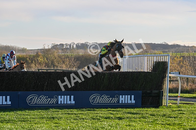 221124-Race 4-Duke Of Luckley-5080 - Race 4