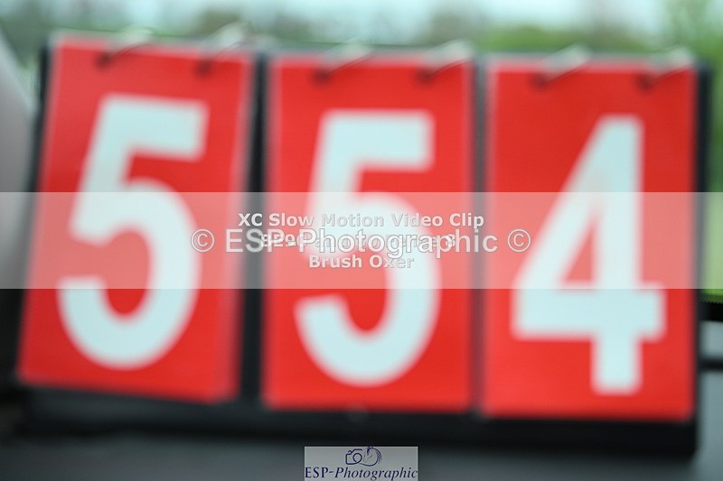 250419-105554-08105 - 554-Lauren.Reason-MERLYNS.CUSTARD.CREAM