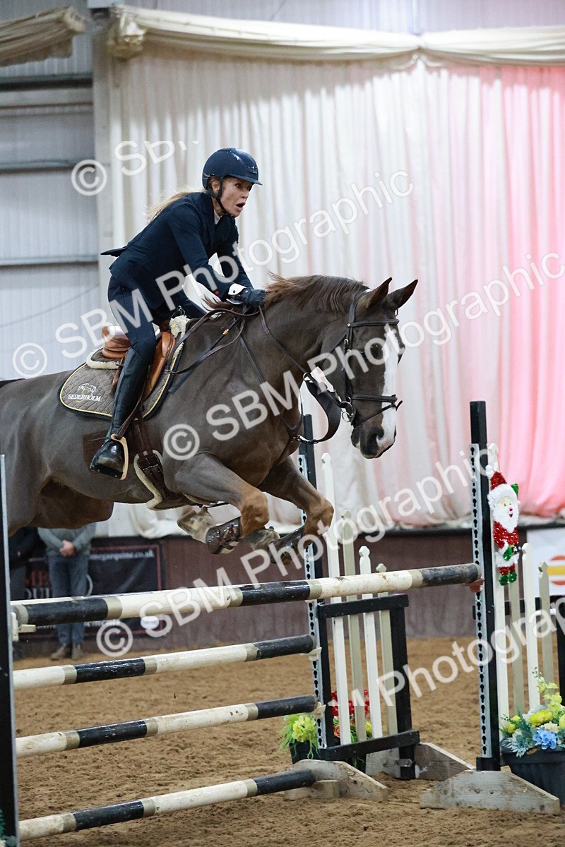 SBM_001390 - Class 5 - Senior Foxhunter 1.20m
