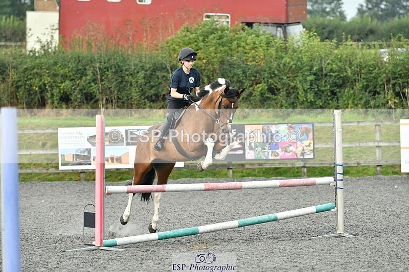 230817-091118-00094 - Theo's 1st Group - Arena