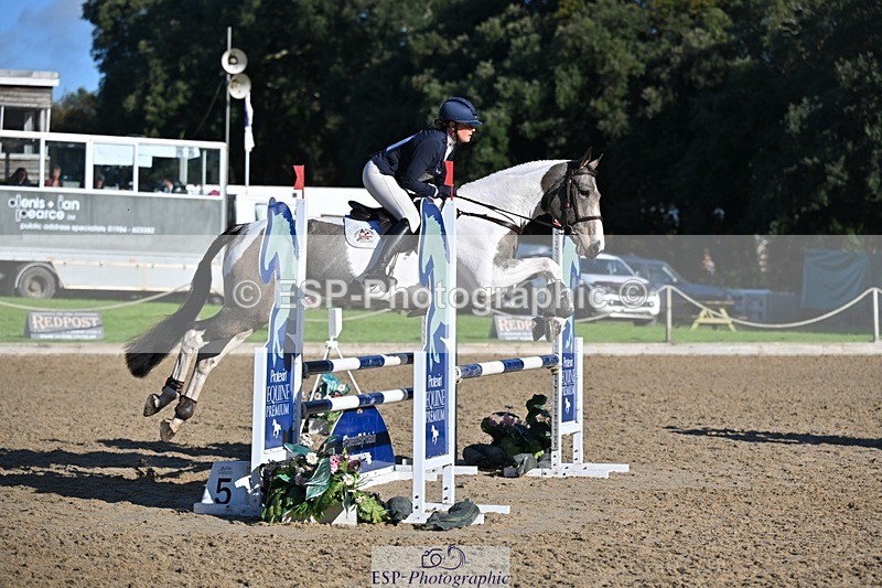 241027-104852-16469 - 366-Chloe.Robinson-BRACKENSPA'S.KEEP.A.SECRET