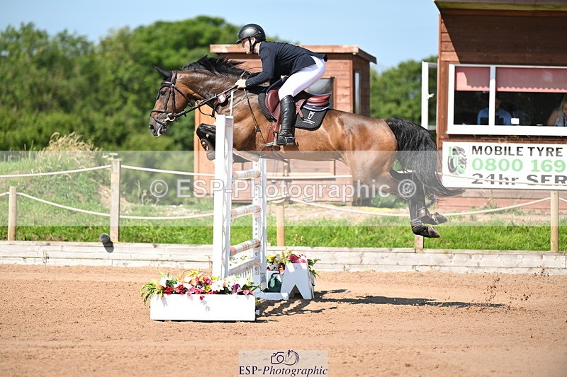 240718A-103321-04552 - Cls 1, 3 Star Small Tour 1.35m