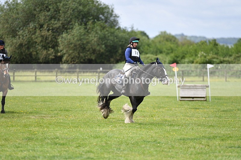 WJ5_2822 - Class 3 60cm Pairs