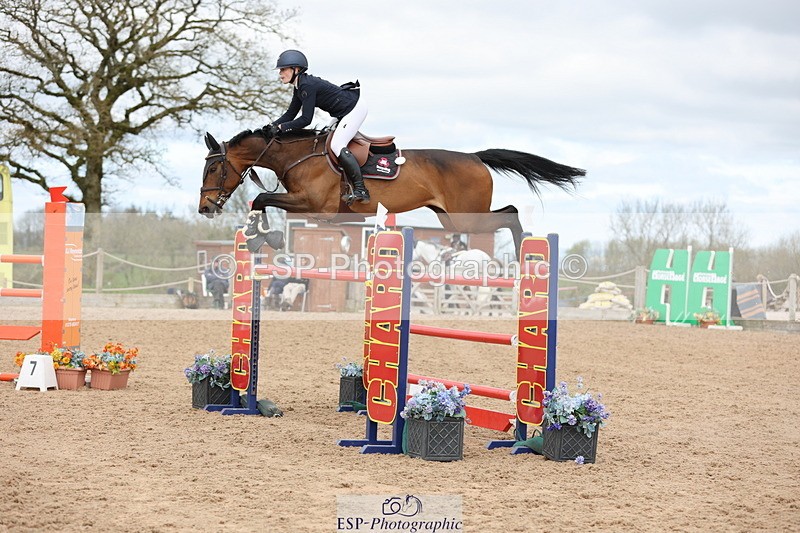 240419A-120253-06978 - Cls 6, 2 Star Medium Tour 1.35m