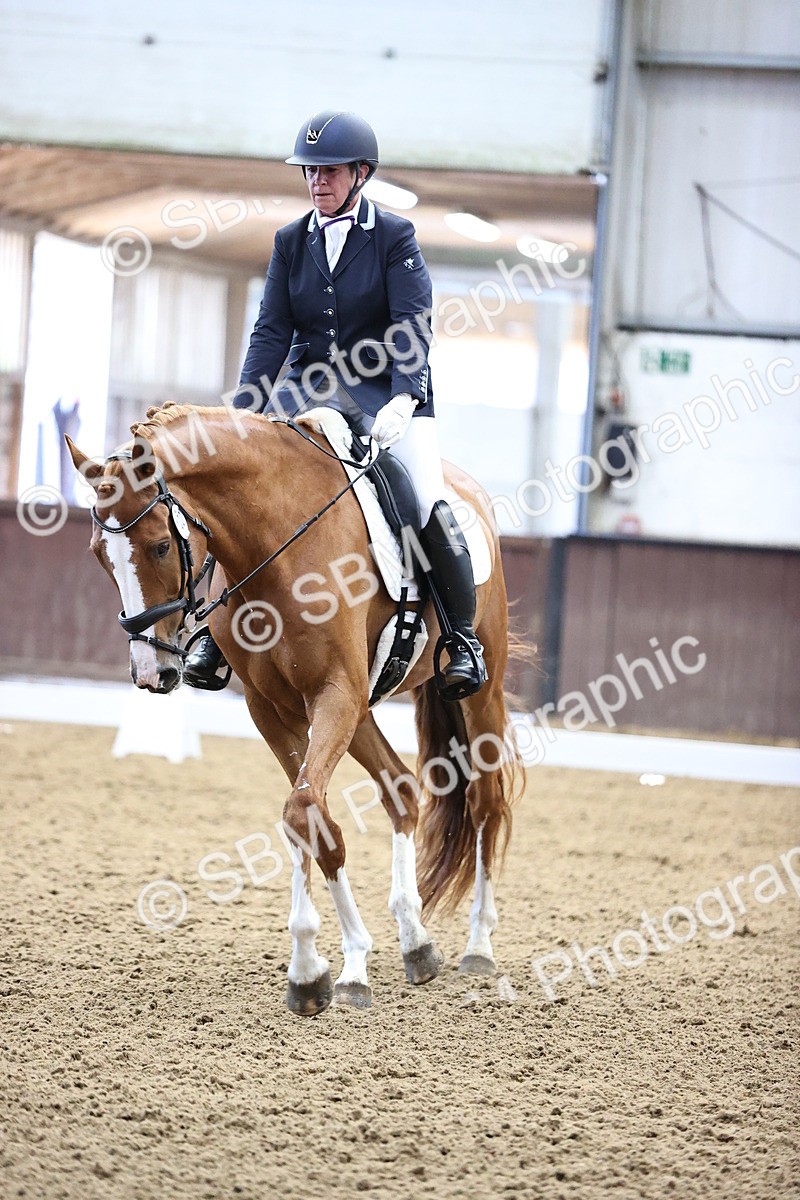SBM_000381 - Novice 4 Warm Up