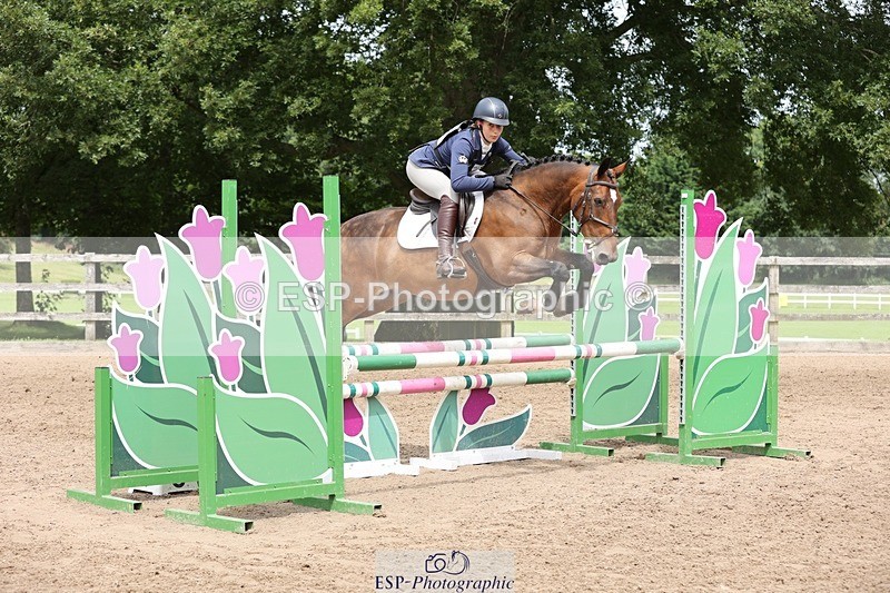 240803-133902-05656 - 225-Molly_Swain-SOCKS