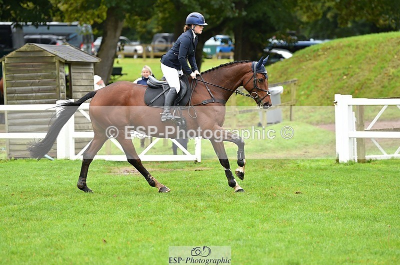 231021-112716-16104 - 040-DODINGTON-Sophie.Wildern-SJ
