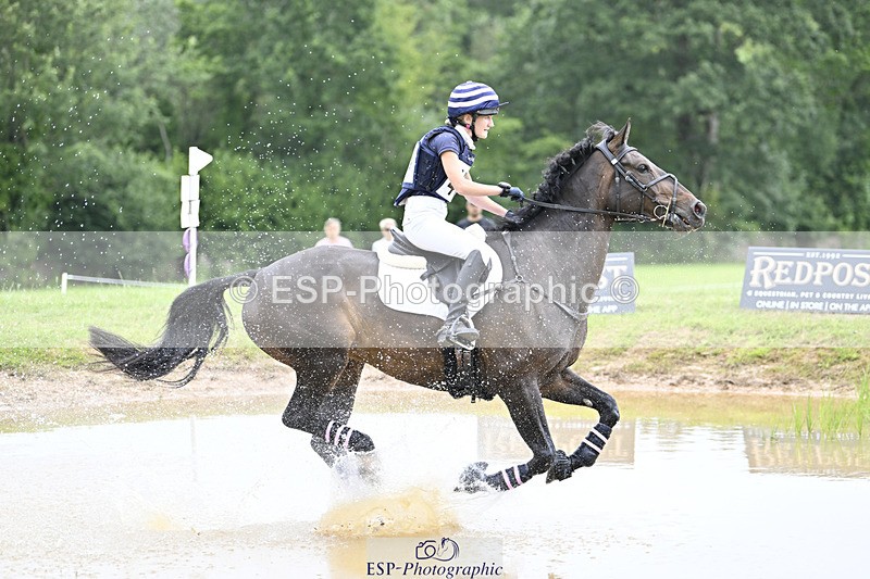 240804-124830-13827 - 454-Bella_Stevens-TOTALLY_WORTH_IT