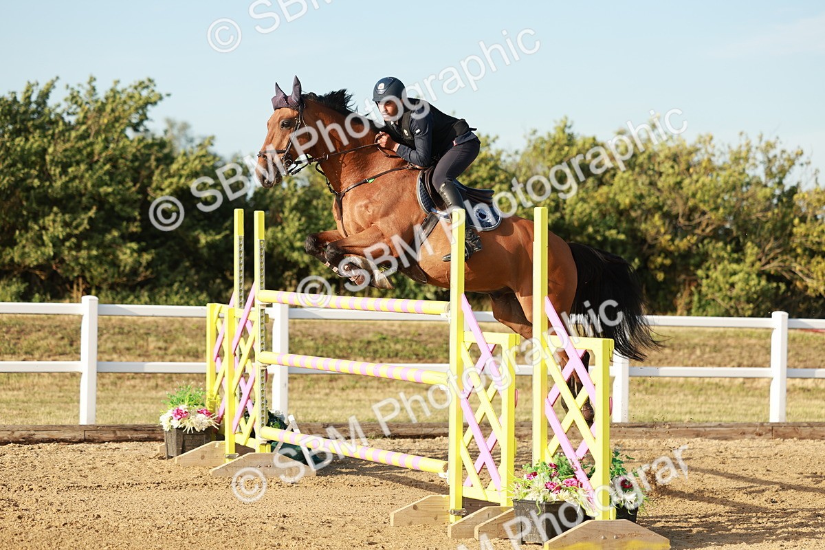 SBM_008993 - Class 6 - National 1.30m 1.40m Open Handicap