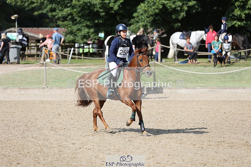 240823X-103513-15578 - 60cm R1 10.00 to 11.30