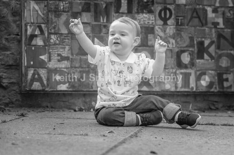 2KJS0977BW - Jannie & Kristen family