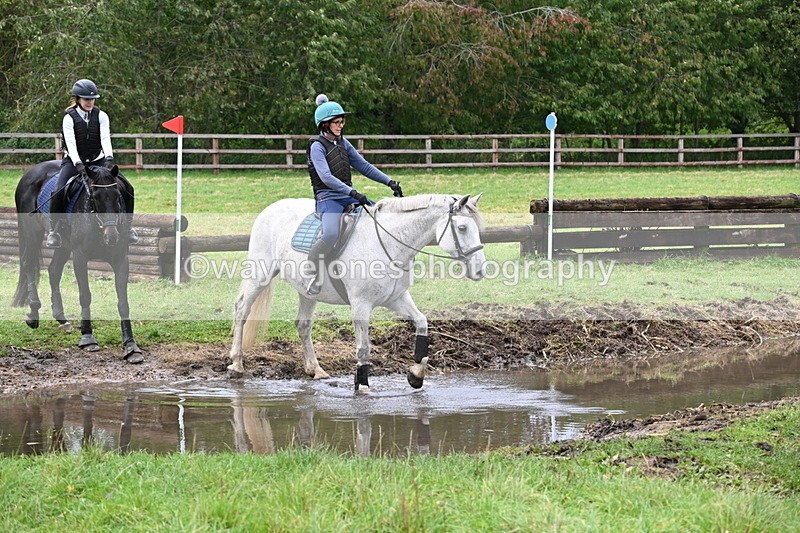 WJ6_6059 - Time at Photographer 12:41 to 13:05