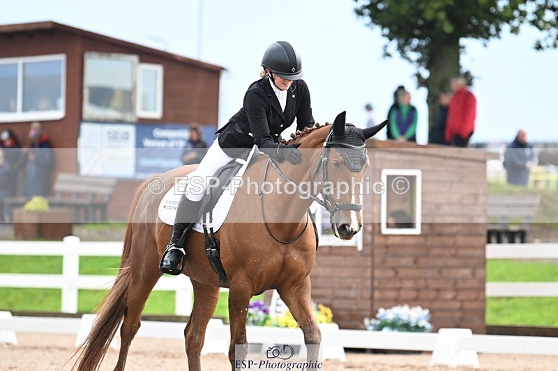 250907-105617-07050 - 015-Annie.MannLittle.Lady.Guinevere