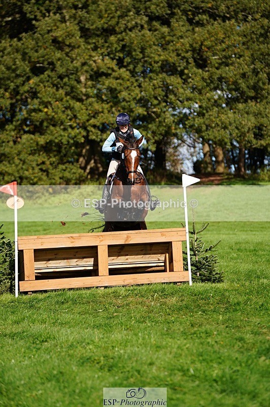 241026-112442-12104 - 378-Fern.Hordern-SHES.ALL.THAT