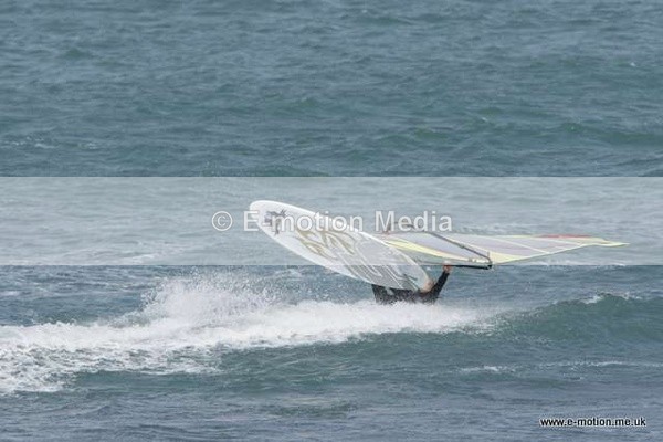 WS 160509  102 - Windsurfing